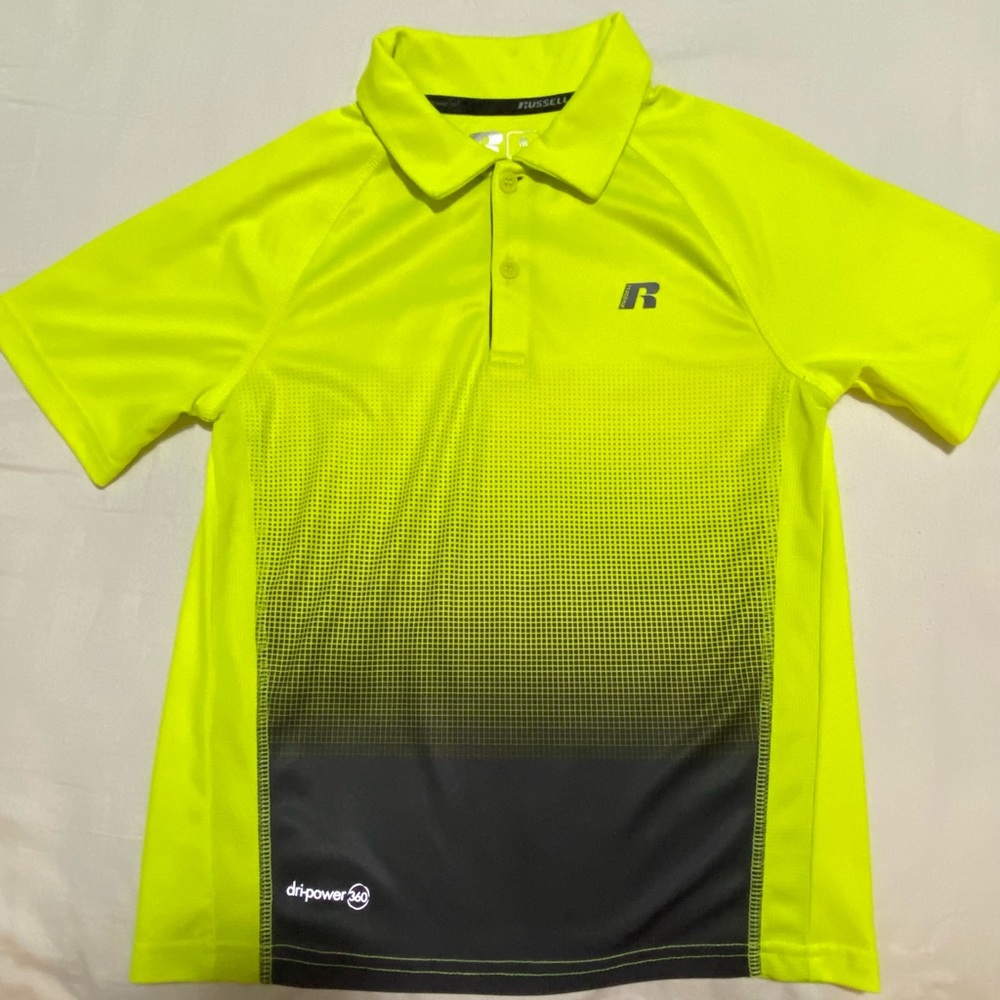 Boys size 8 polo shirt 😎☀️
